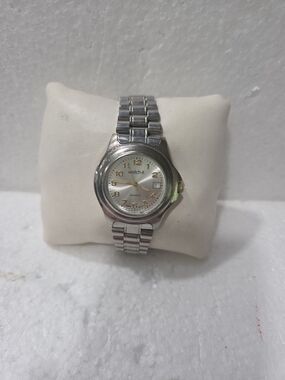 Watch-it Women's Silver Stainless Steel Bracelet Watch with White Dial